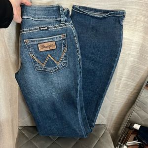 Wrangler jeans never worn too big on me